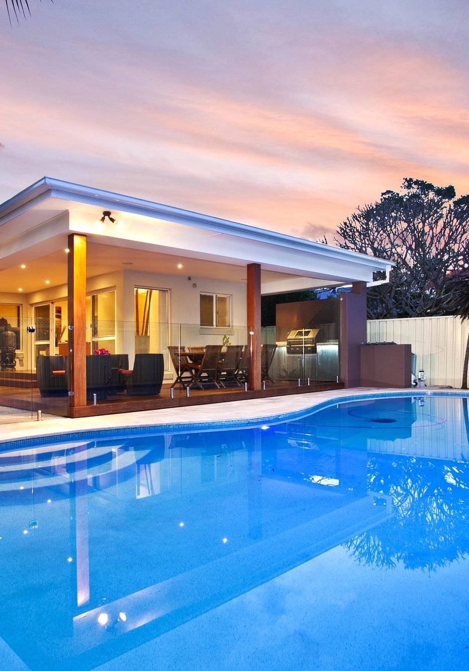 New house following property settlements with a pool. New house following property settlements with a pool.
